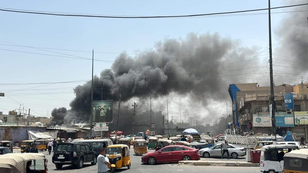 حريق كبير في مدينة الصدر (صور)