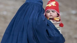 "نحن كالرقيق".. شابة أفغانية تكشف للعالم "جحيم النساء" في بلادها
