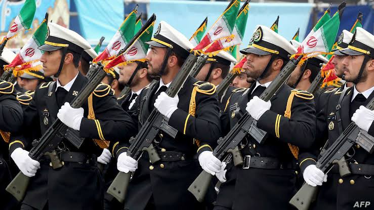 أمريكا تقطع "الذراع المالي" للجيش الإيراني: يمولهم بمليارات الدولارات