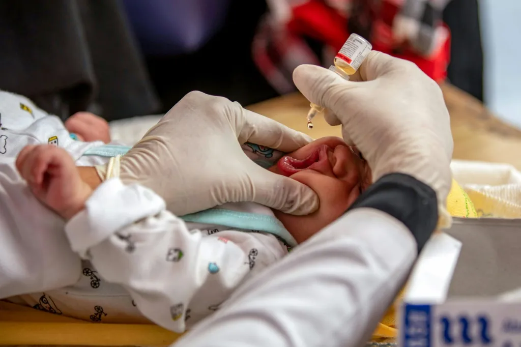 اليونيسيف والصحة العالمية تحذران من تفشي أمراض معدية بين الأطفال حول العالم