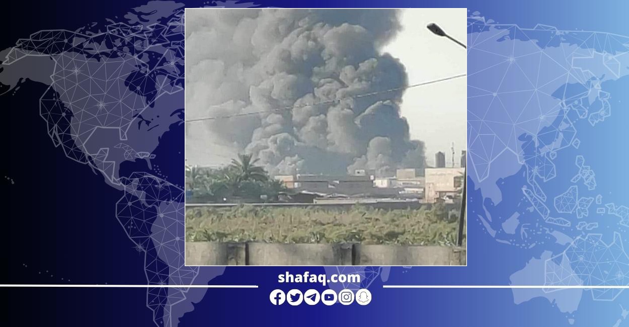 حريق كبير بمخازن تجارية في بغداد يسفر عن انفجارات وتطاير العاب نارية