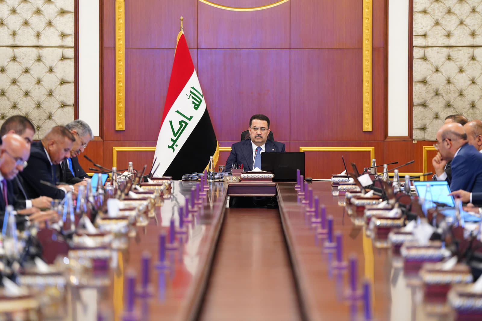 الحكومة العراقية تنأى بنفسها عن صفحات وحسابات تكيل المديح "المفرط" لها وللسوداني
