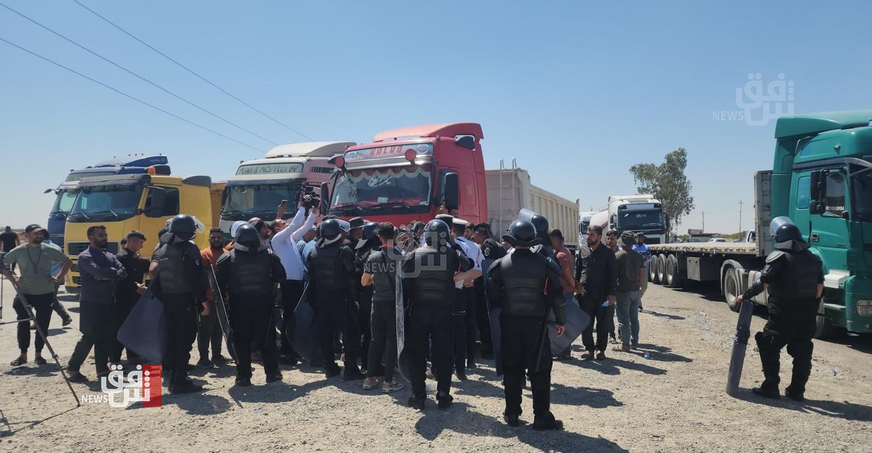 Truck drivers protest on Kirkuk-Baghdad highway over "illegal fines"
