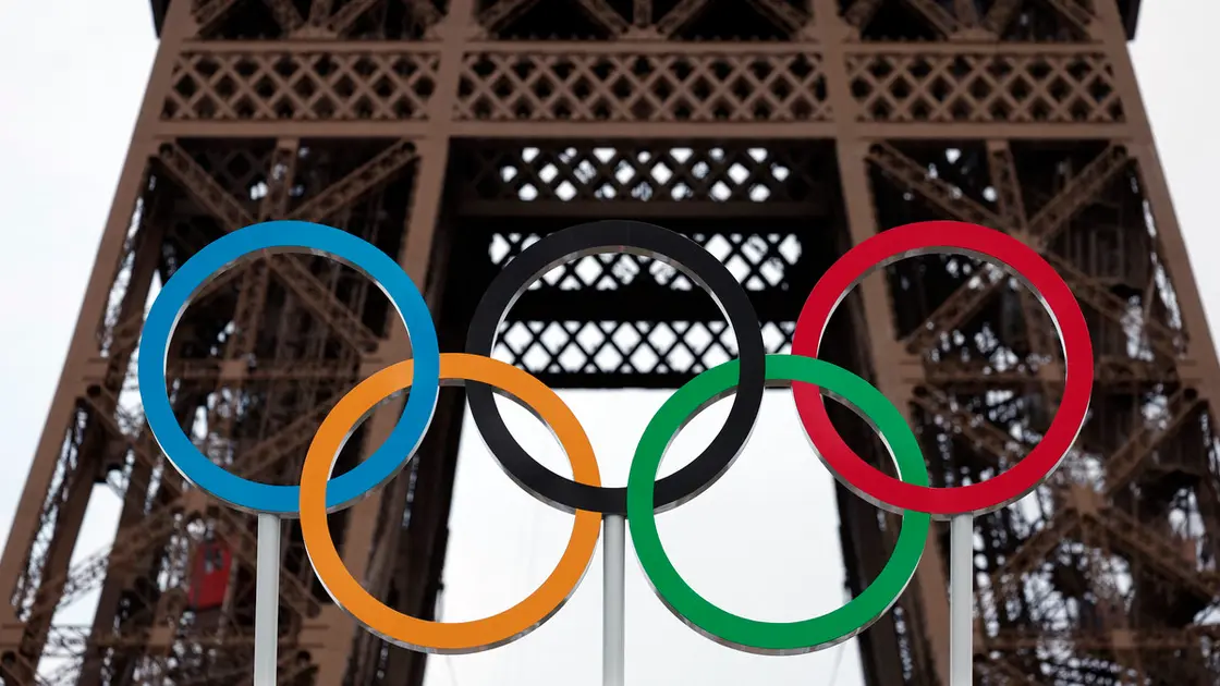 وزير الداخلية الفرنسي يطمئن عشاق الأولمبياد: لا خطر وشيك