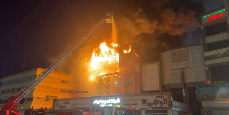 اندلاع حريق "كبير" في فندق بكربلاء (فيديو)