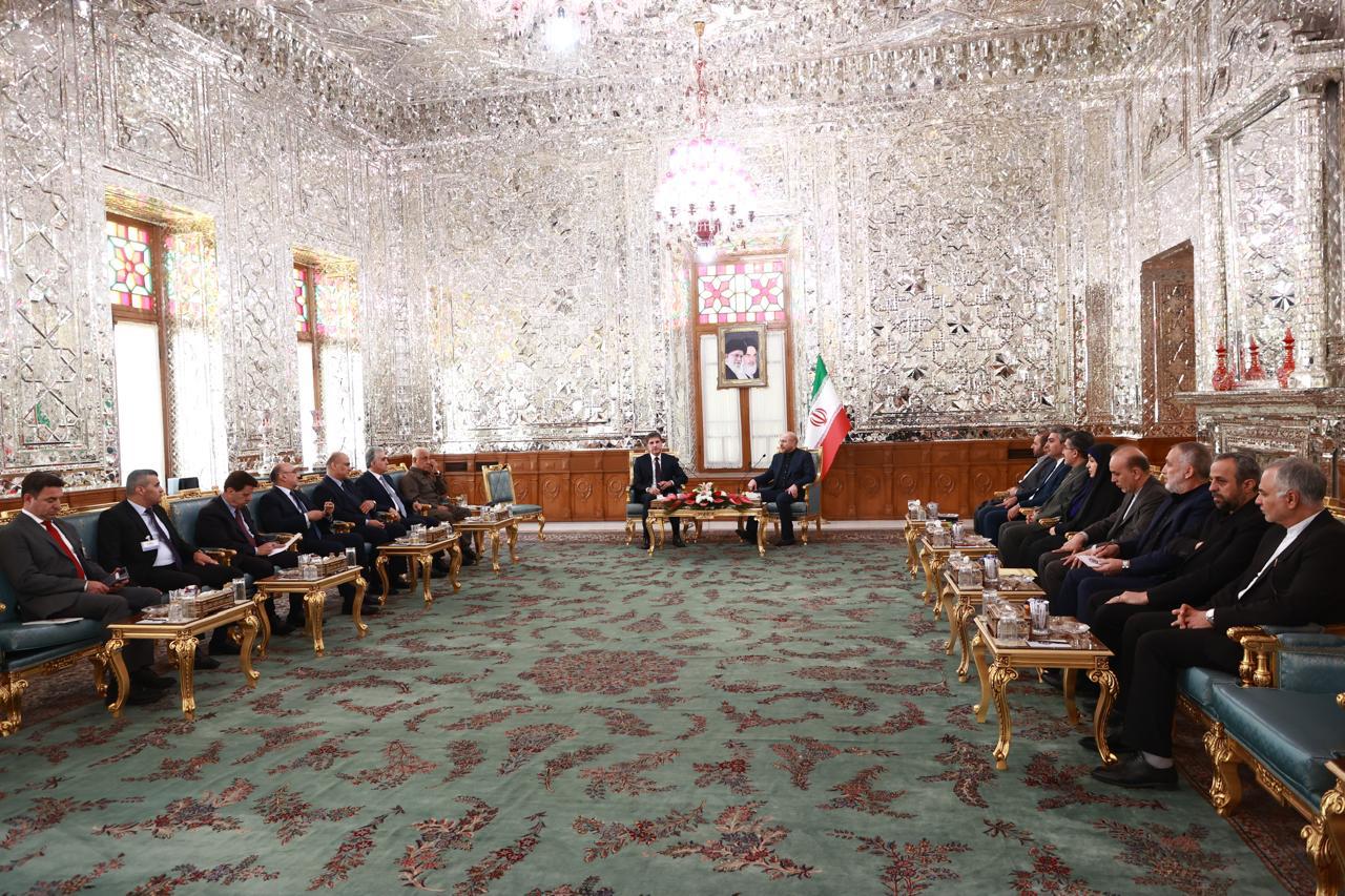 نيجيرفان بارزاني يجتمع مع رئيس البرلمان الايراني في طهران.. صور