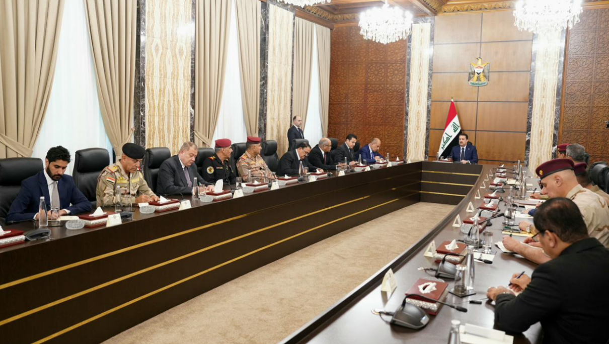 السوداني يعقد اجتماعاً أمنياً ويصدر توجيهات وتوصيات إلى التشكيلات العسكرية