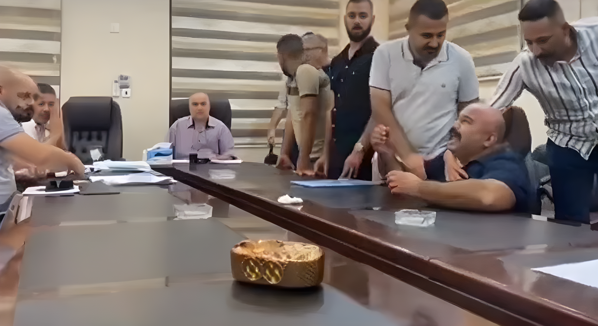 فوضى في مزايدة حكومية.. وبرلماني يؤكد "هيمنة" الفصائل على مشاريع نينوى (فيديو)