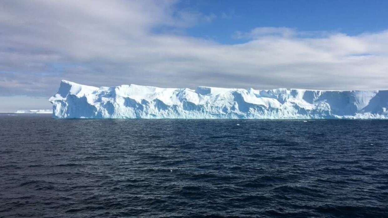 The worlds largest iceberg has stopped moving