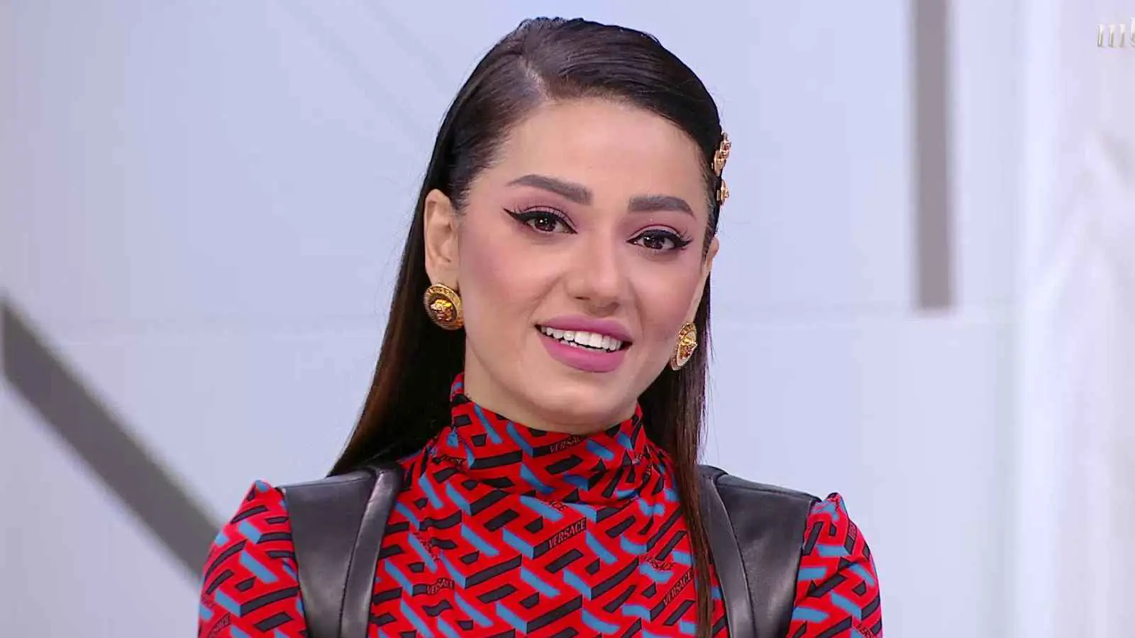 رحمة رياض بعد ظهورها "تقاتل" في أغنيتها الجديدة: الأمومة لن تعطل مسيرتي