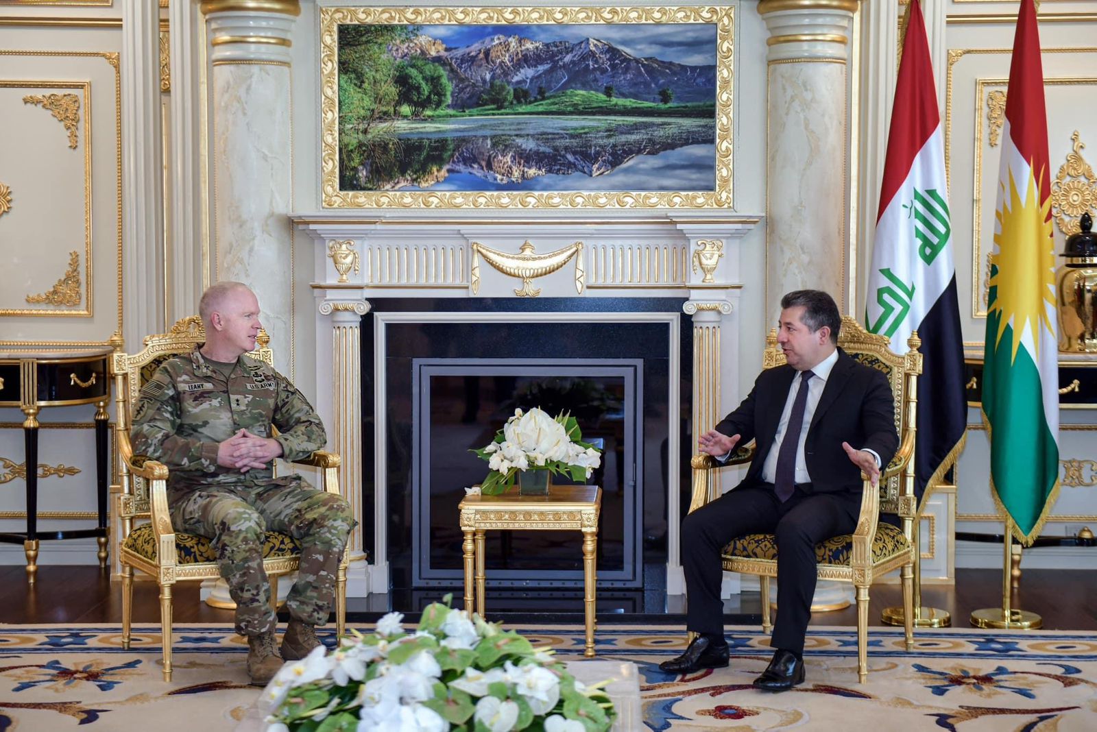 PM Barzani discussed with Maj. Gen. Kevin Leahy the efforts against ISIS