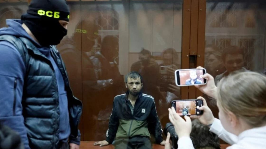 روسيا.. صبي يهاجم مدرسته بـ"مطرقة" مخلفاً 4 إصابات بينهم معلمة