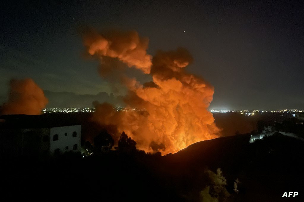 حزب الله يعلن استهداف  قاعدة "غليلوت"، واسرائيل تعاود قصف الضاحية