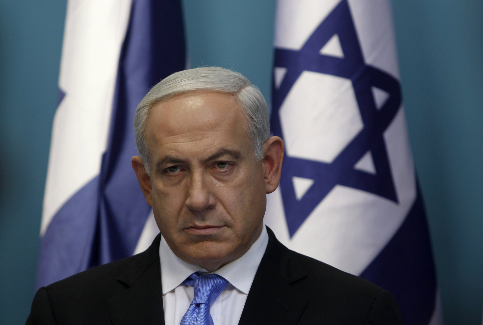 Netanyahu warns Iran of consequences after missile attacks