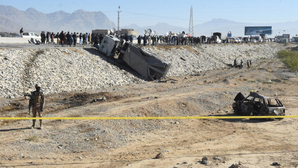 Pakistani Taliban claims deadly border police attack near Afghanistan