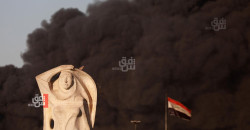 "حريق الظلال".. أعمدة الدخان تنشر السواد في سماء بغداد (صور)