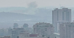 حزب الله يهاجم حيفا وعكا وقاعدة "غليلوت" برشقة صواريخ وسرب مسيرات.. فيديو