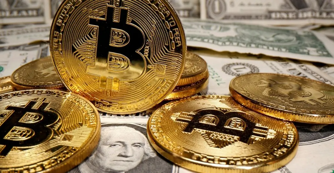 البتكوين تواصل قفزاتها التاريخية وتكسر حاجز الـ 93 ألف دولار