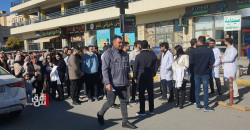 الأطباء المقيمون في السليمانية يرفضون تغيير نظام دوامهم ويلوحون بخطوات تصعيدية (صور)