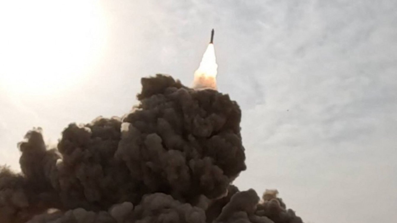 Houthis claim hypersonic missile attack on Israel