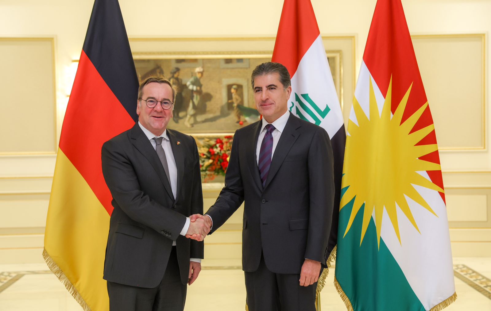 Kurdistan Region President meets German Defense Minister to discuss regional security