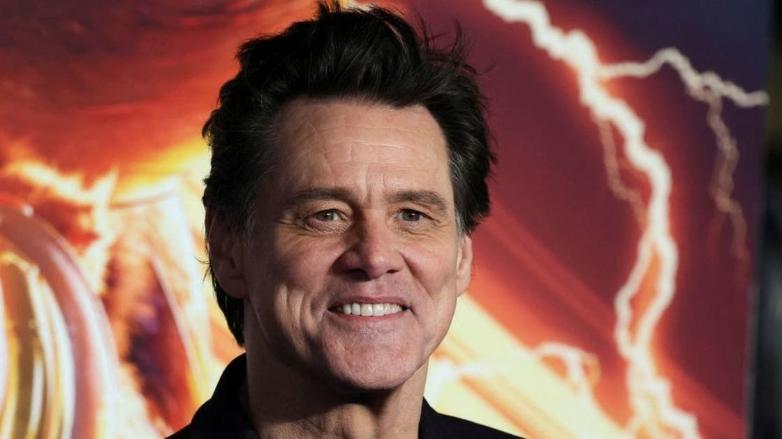 "الحاجة للمال" تعيد جيم كاري للتمثيل بعد عامين من التقاعد