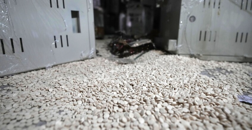 سوريا.. الكشف عن أسرار صناعة "كبتاغون" بشار الأسد (صور)