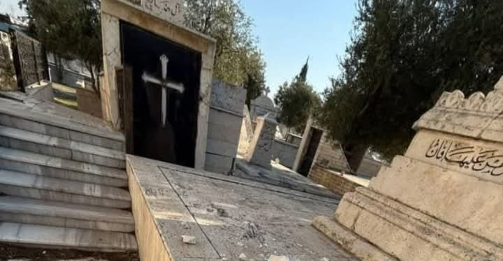 Armed attack on Greek Orthodox archdiocese in Hama: Religious symbols and graves vandalized