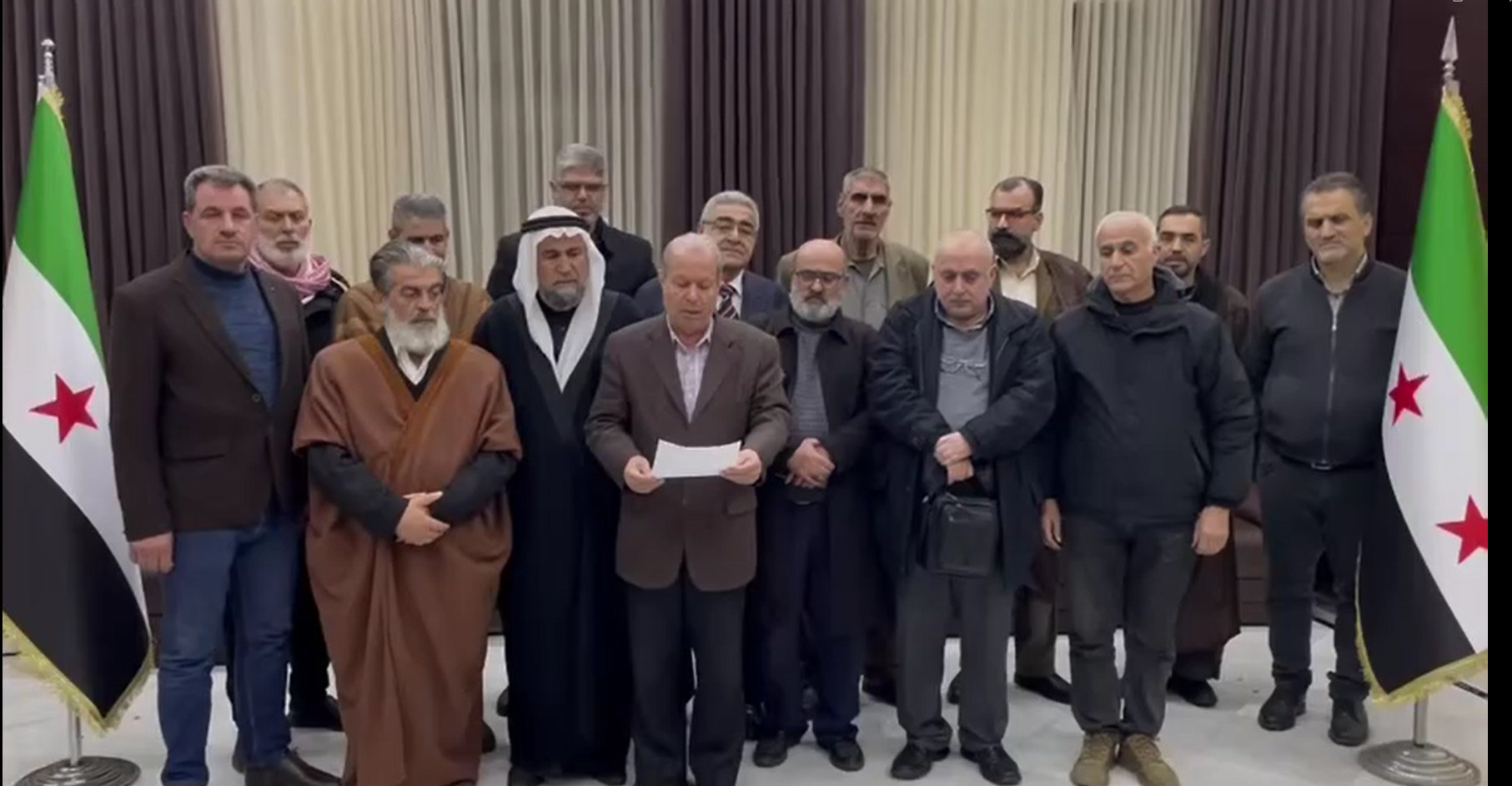 "العلويون" في حمص يصدرون بياناً إلى الأهالي.. فيديو