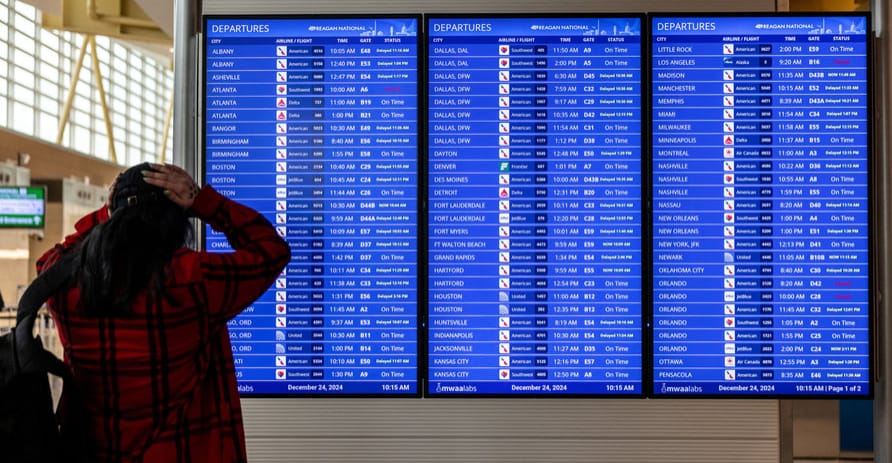 لەوەر بەدی کەشوهەوا لە ئەمریکا هەزاران گەشت هەڵوەشیان و دویاخریان