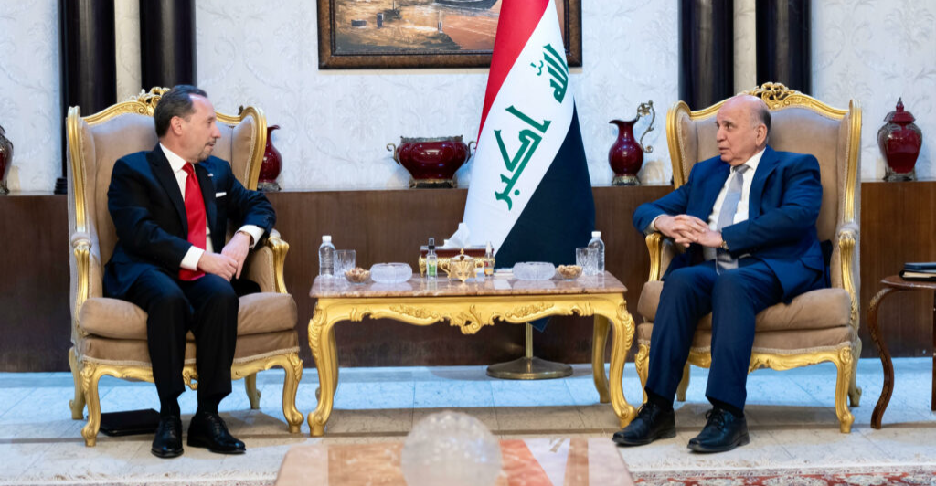 Iraq tells US it looks forward to strengthening cooperation with America under Trump