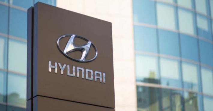 ترامب بعد مداهمة "هيونداي": وظّفوا الأمريكيين