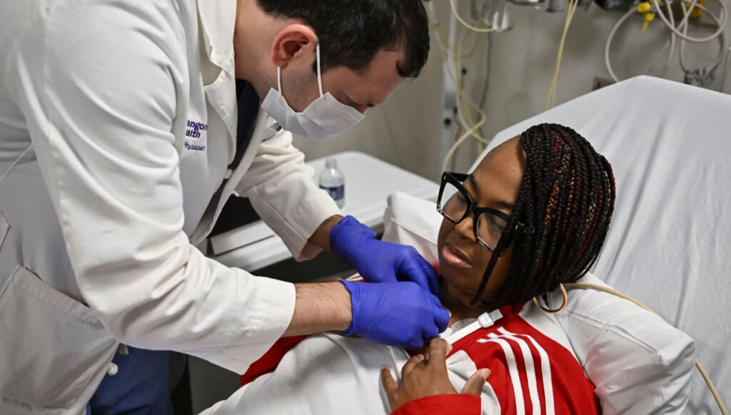 تا 61 رووژ.. ژنیگ ئەمریکی وە گورچگ وەراز ژیەێد