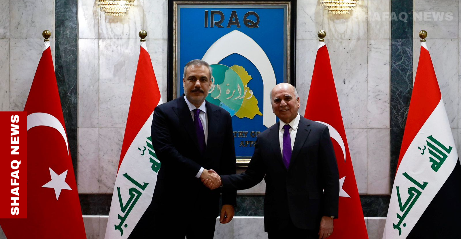 وزير الخارجية التركي يصل إلى بغداد