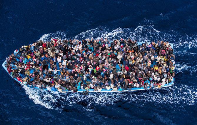 بەلەمیگ کوچبەرەیل ژیر ئاو کەفێد و2 مناڵ وەی مدووە گیان لەدەسدا