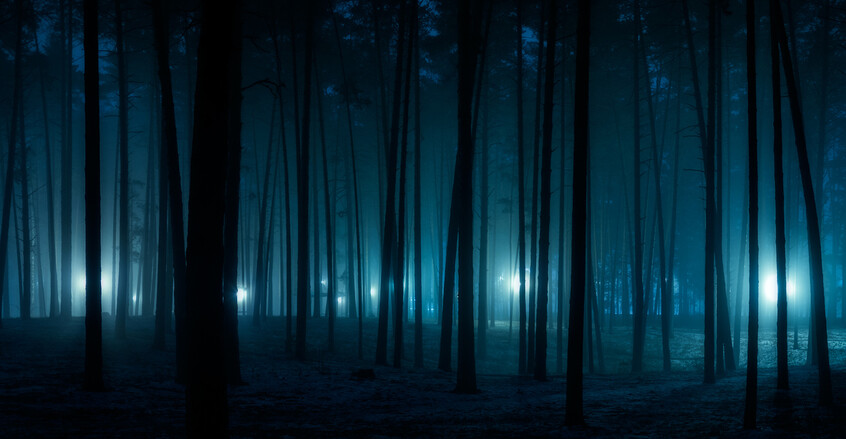 بعد عقود من الرعب.. تفسير منطقي لـ"فوانيس الأشباح"