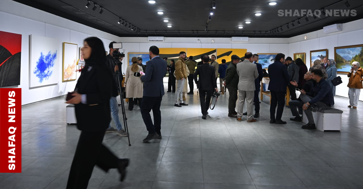 25 فناناً ايرانياً يجمعون أعمالهم بـ"آفاق القلوب المشتركة" في أربيل (صور)