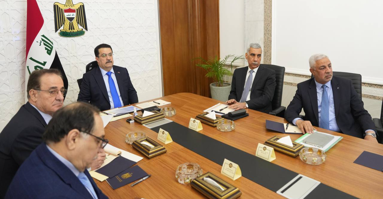 السوداني يوجه باطلاق مشروع "القصر الحكومي" للطاقة البديلة بـ164 مبنى