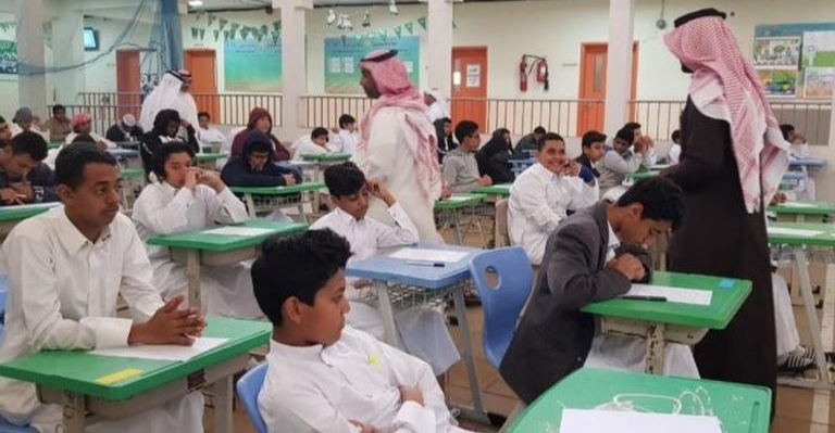 الصالح نيوز : 
                        السعودية تعلق الدوام الحضوري في مدارس وجامعات لـ 