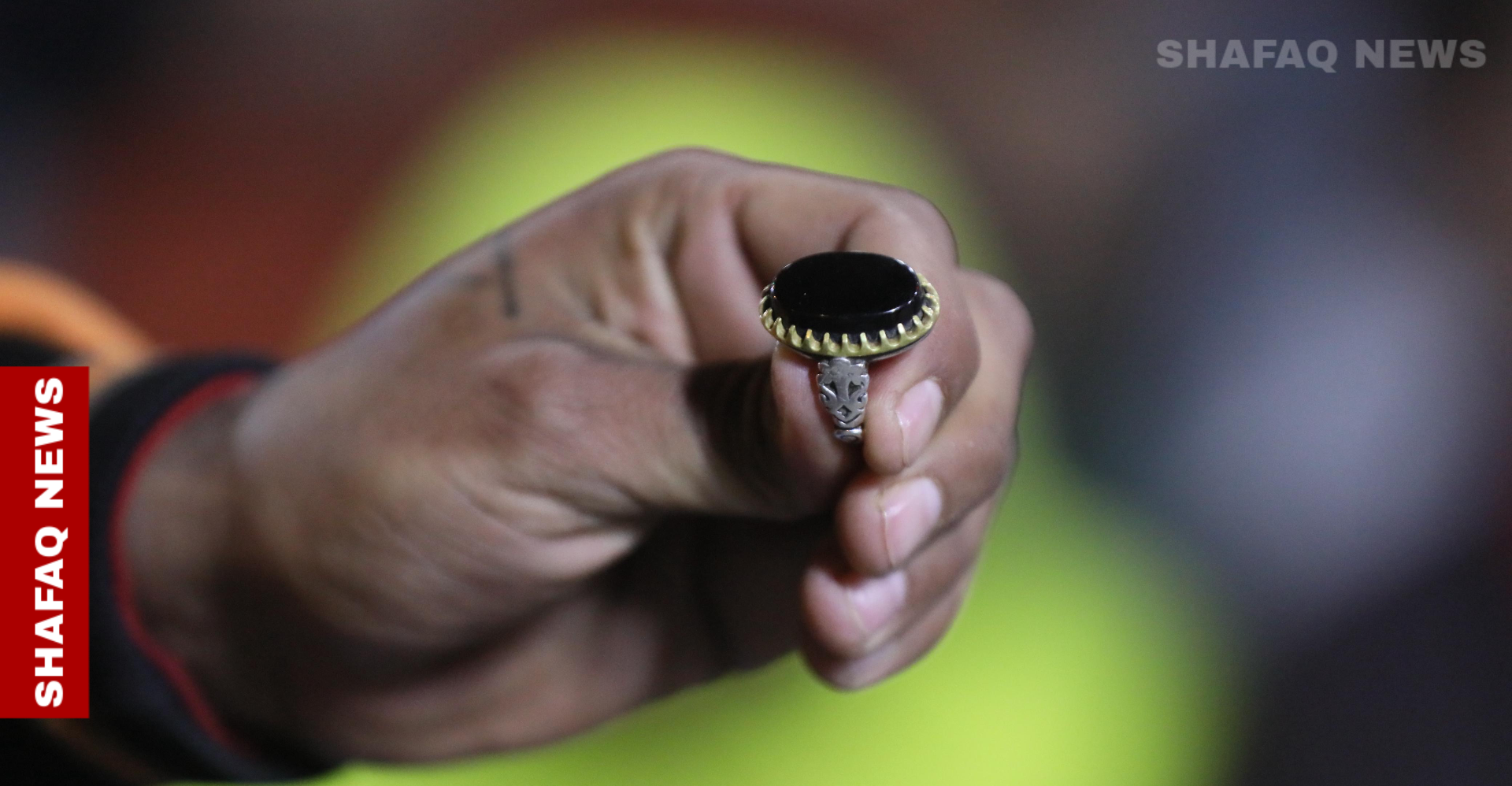 "المحيبس".. لعبة رمضان التي يجتمع عليها العراقيون (صور)