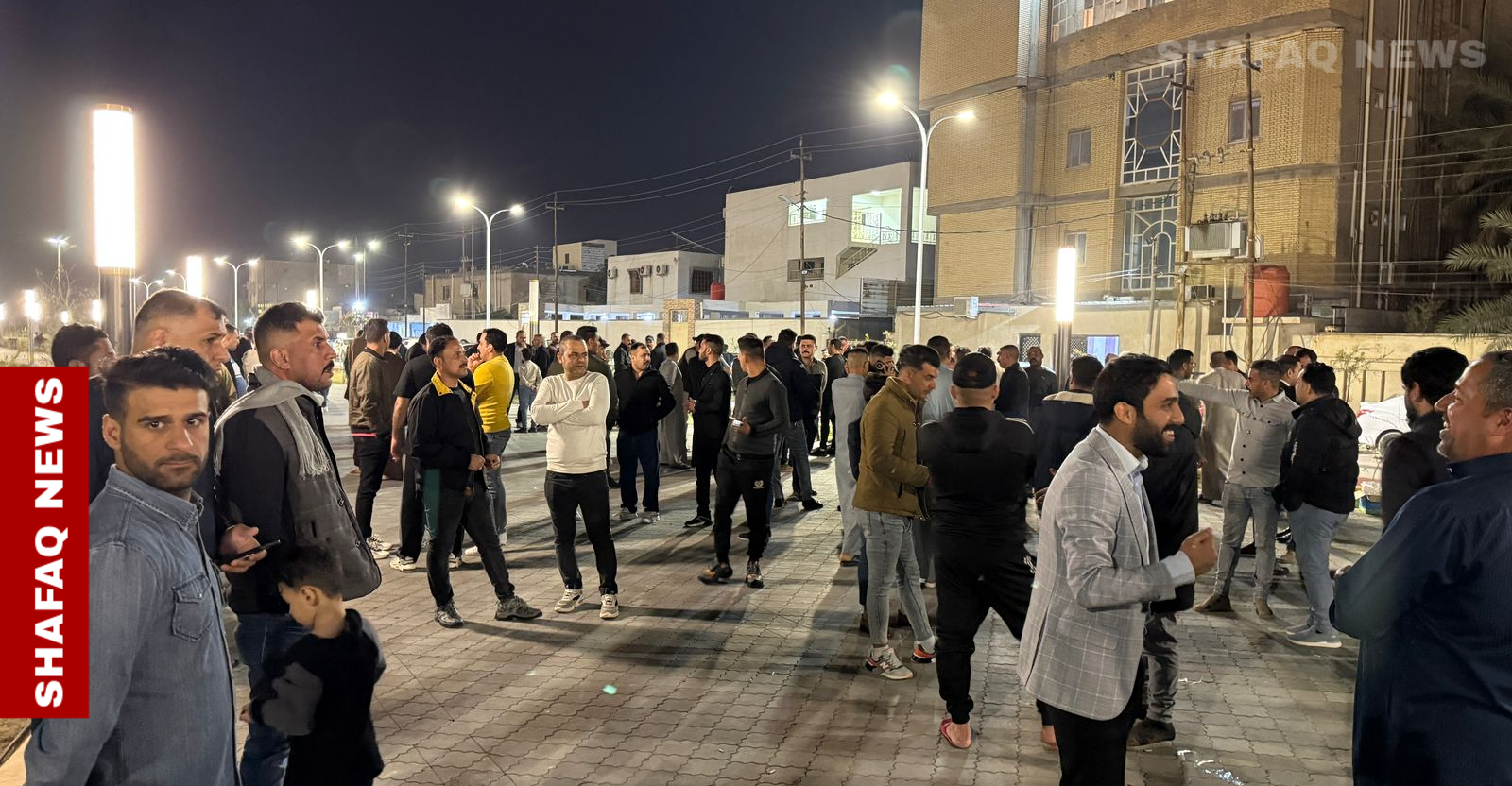 منتسبو الدفاع في البصرة يقولون كلمتهم عن استحقاقاتهم بتظاهرات مسائية