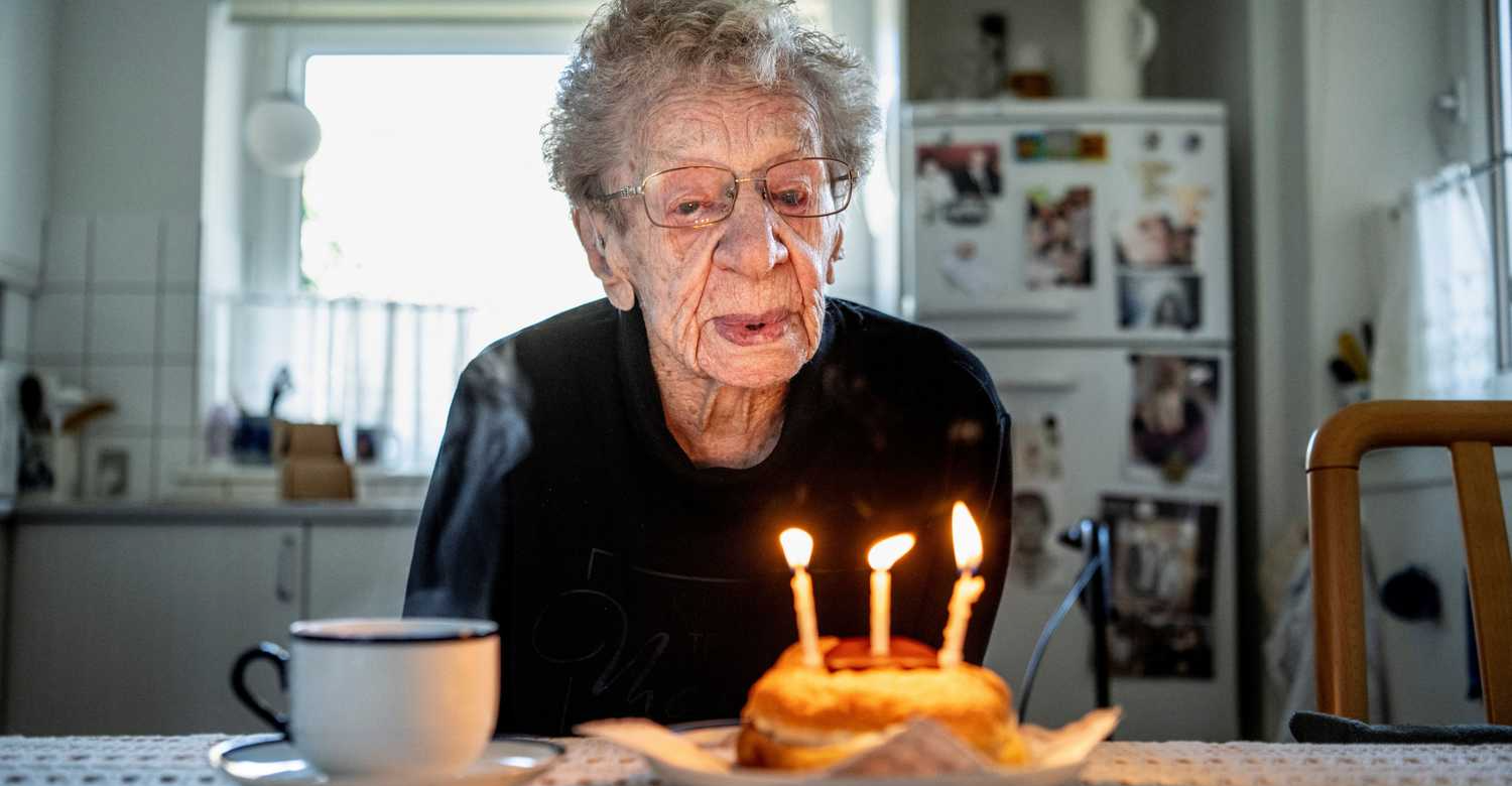 خبر سعيد للباحثين عن الحياة لـ100 سنة.. التزموا بهذه النظام الغذائي