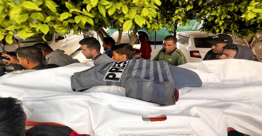 غزة.. ارتفاع عدد ضحايا الصحفيين إلى 212 منذ بدء الحرب الإسرائيلية