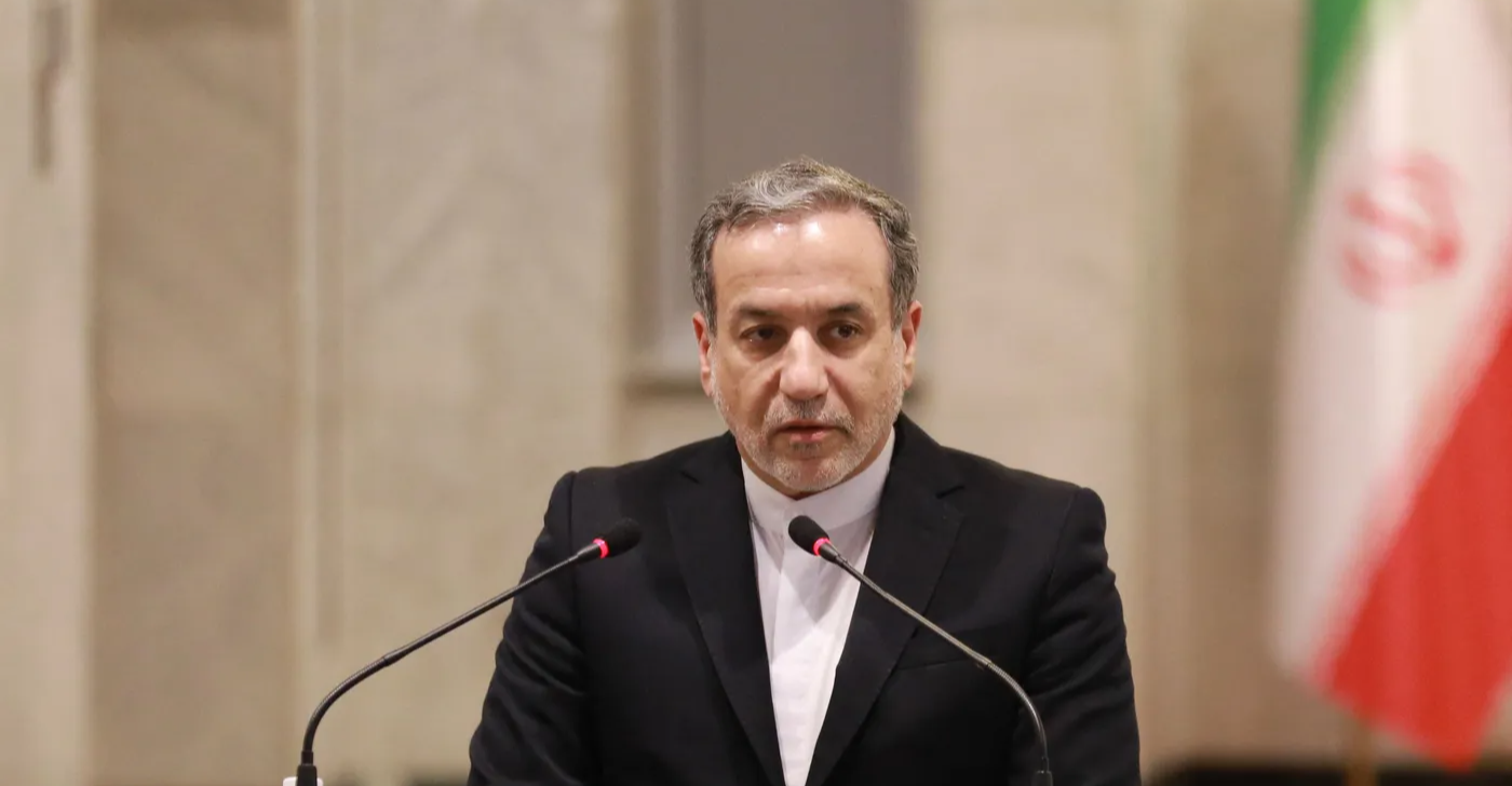 إيران تغازل ترامب بلقب "رئيس السلام"