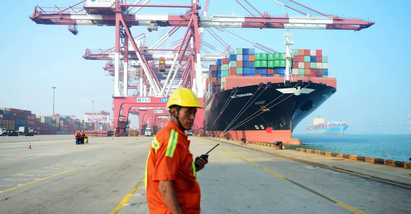 الصين ترفع الرسوم الجمركية على الواردات الأمريكية إلى 125%