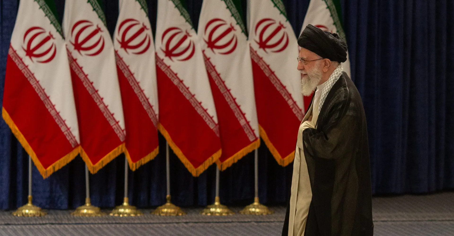After a secret meeting Khamenei gives Iran free rein for direct negotiations with the United States