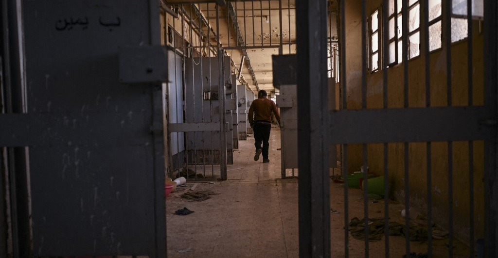 سوريا.. القبض على رئيس التحقيق السابق في سجن صيدنايا