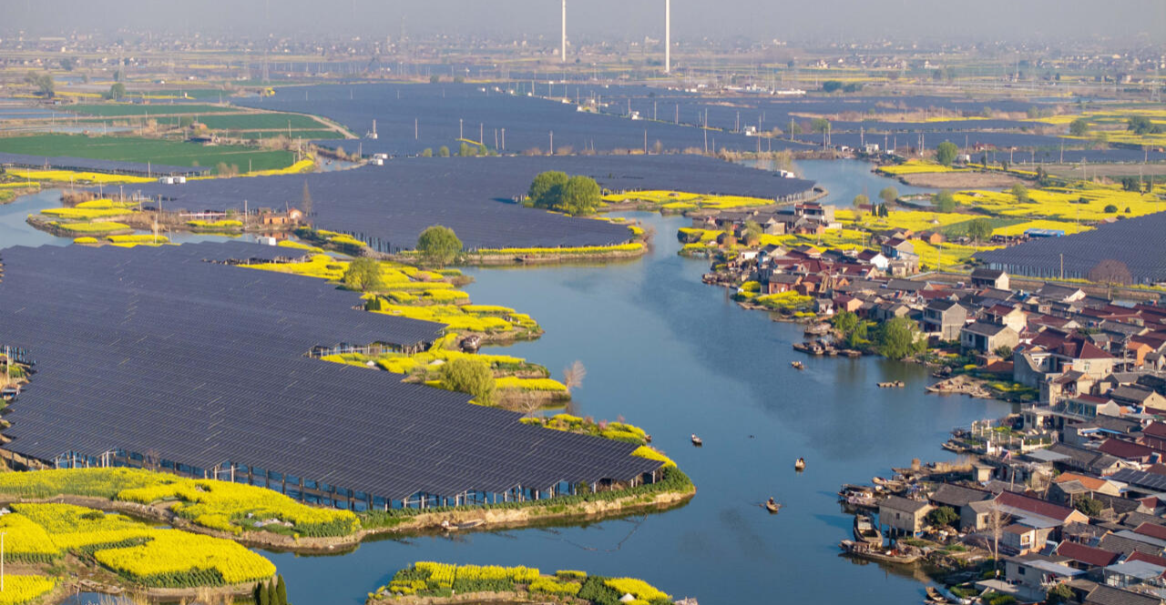 لأول مرة.. إنتاج الصين للطاقة من الشمس والرياح يفوق المحطات "التقليدية"
