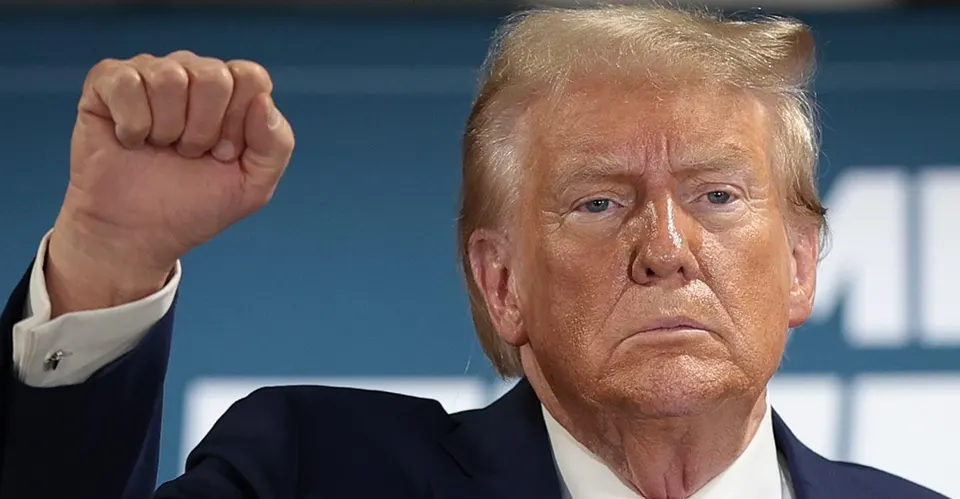 أزمات وحروب وضربات.. العراق والعالم ينال نصيبه من "مئوية" ترامب