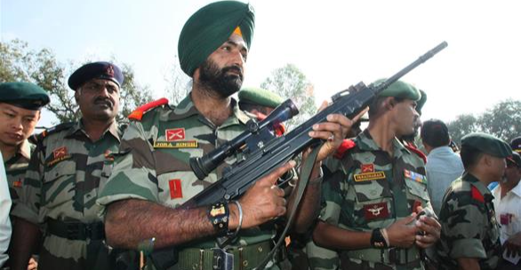 للمرة السابعة.. الجيش الهندي يتهم باكستان بانتهاك وقف النار